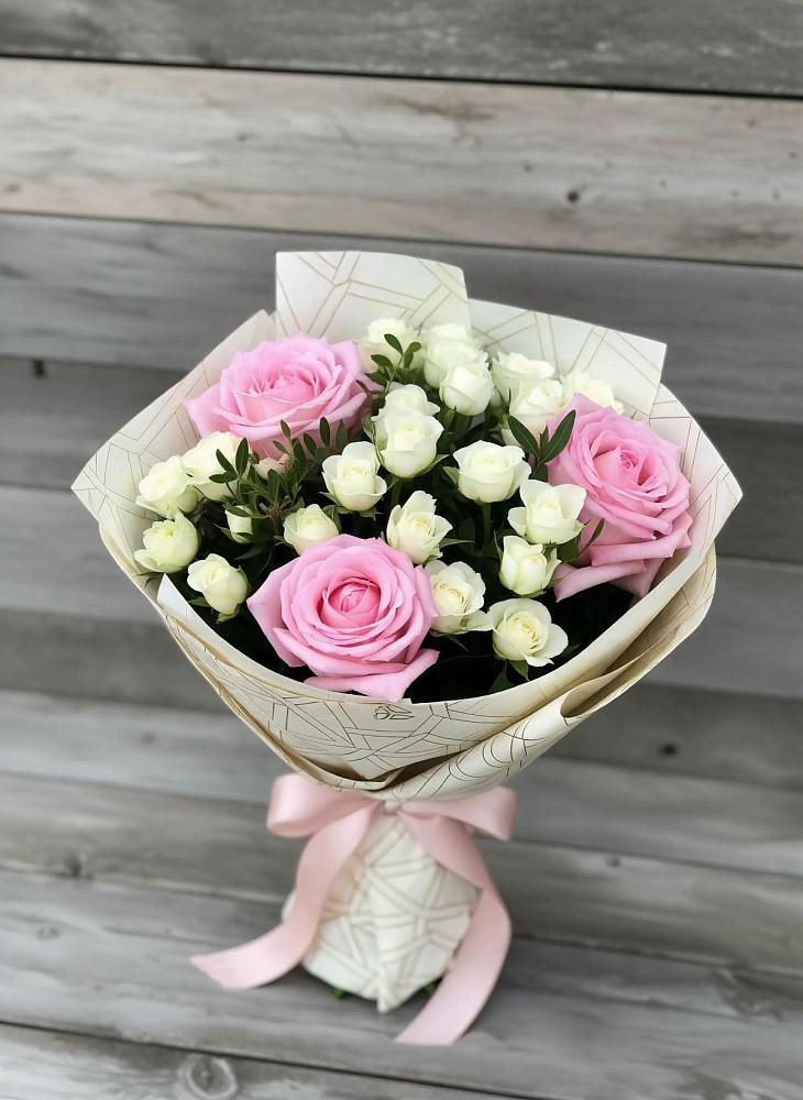 Букет цветов из: Розы в Поселок Лесхоза