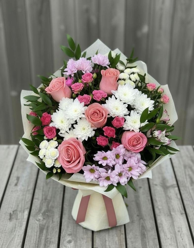 Букет цветов из: Альстромерии, Гвоздики, Розы и Хризантемы в Поселок Лесхоза