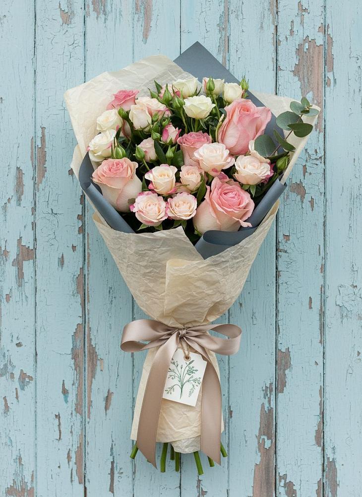 Букет цветов из: Розы в Поселок Лесхоза