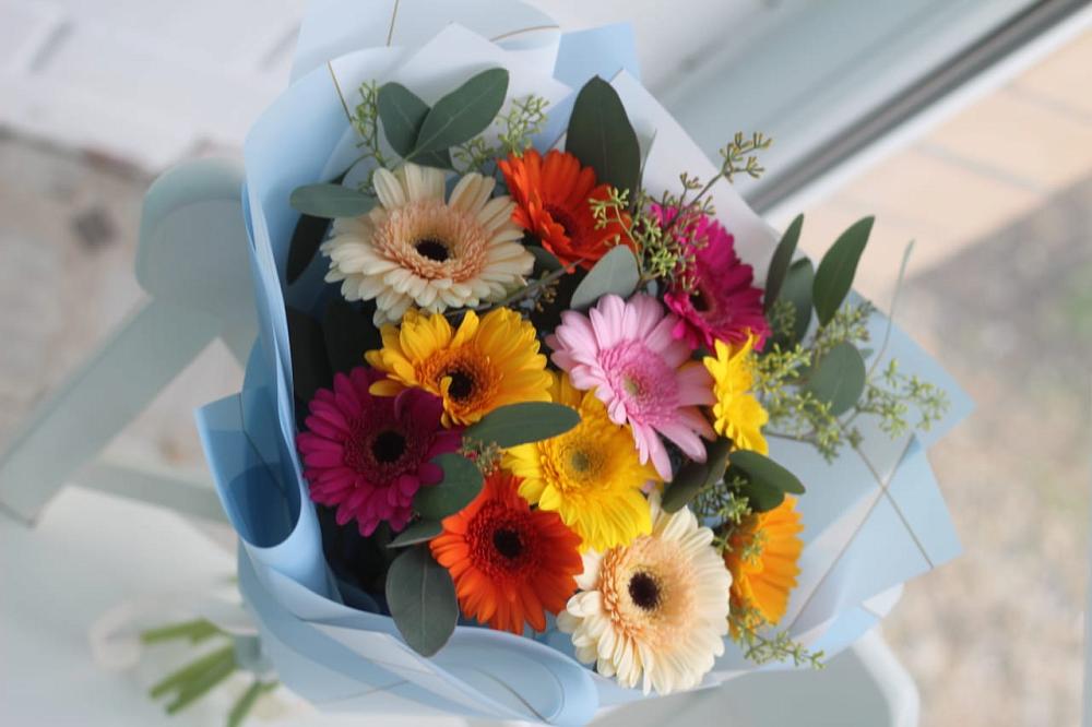 Букет цветов из: Герберы в Поселок Лесхоза