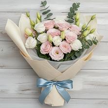 Букет цветов из:  Лизиантусы в Поселок Лесхоза