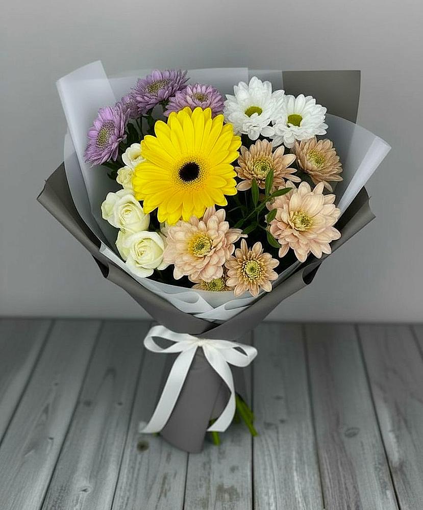 Букет цветов из: Розы, Герберы и Хризантемы в Поселок Лесхоза