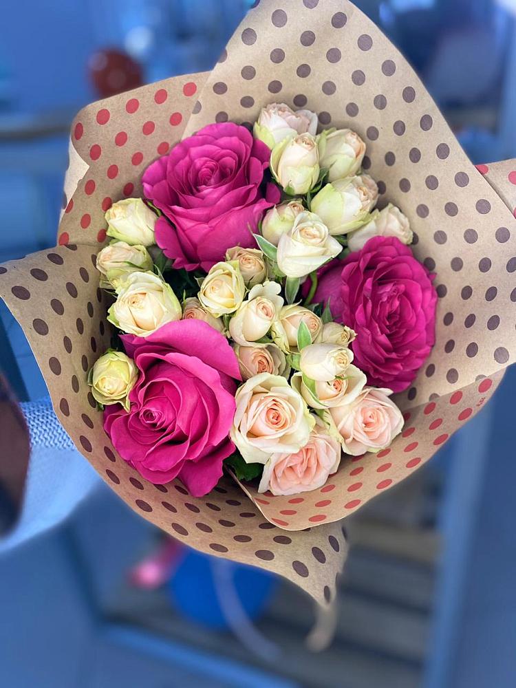 Букет цветов из: Розы в Поселок Лесхоза