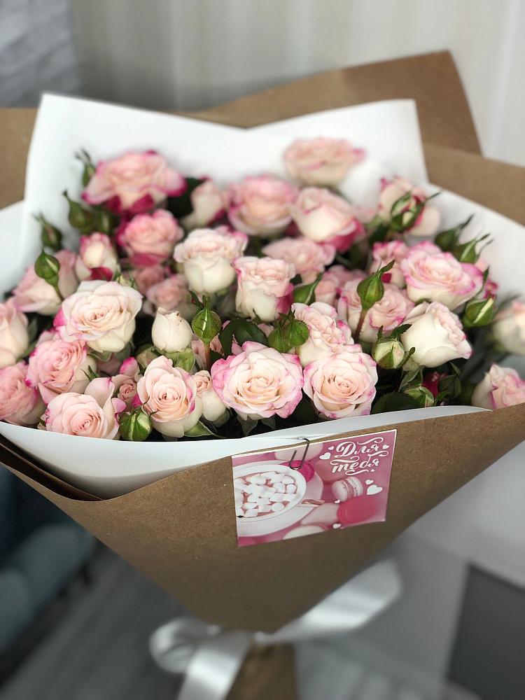 Букет цветов из: Розы в Поселок Лесхоза