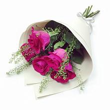 Букет цветов из:  Розы в Поселок Лесхоза