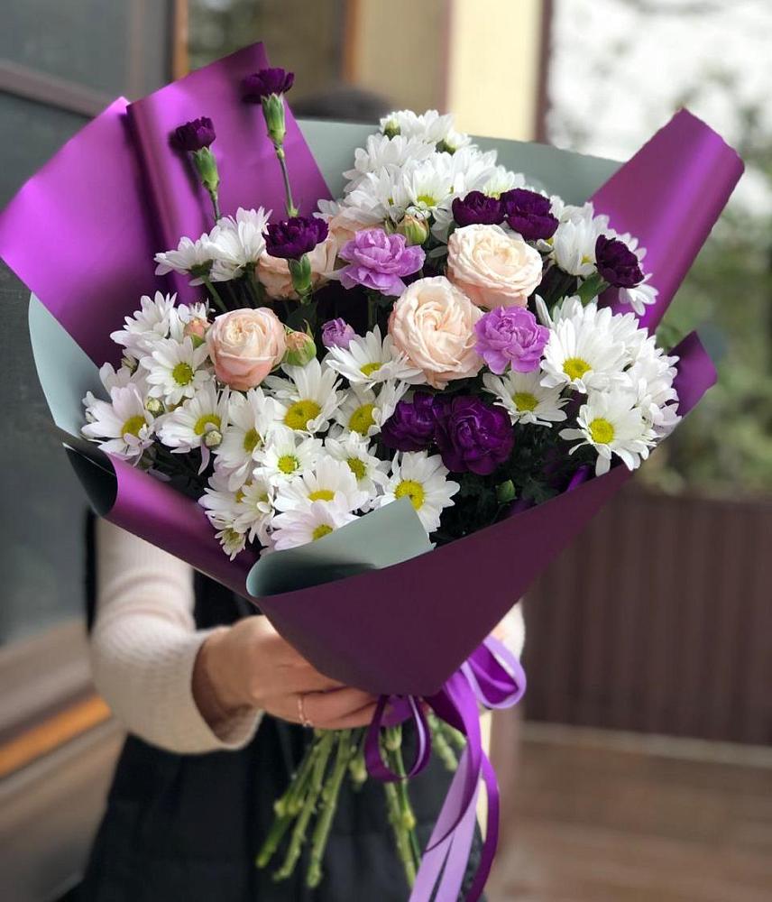 Букет цветов из: Хризантемы, Гвоздики и Розы в Поселок Лесхоза