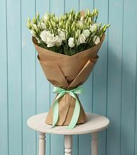 Букет цветов из:  Лизиантусы в Поселок Лесхоза