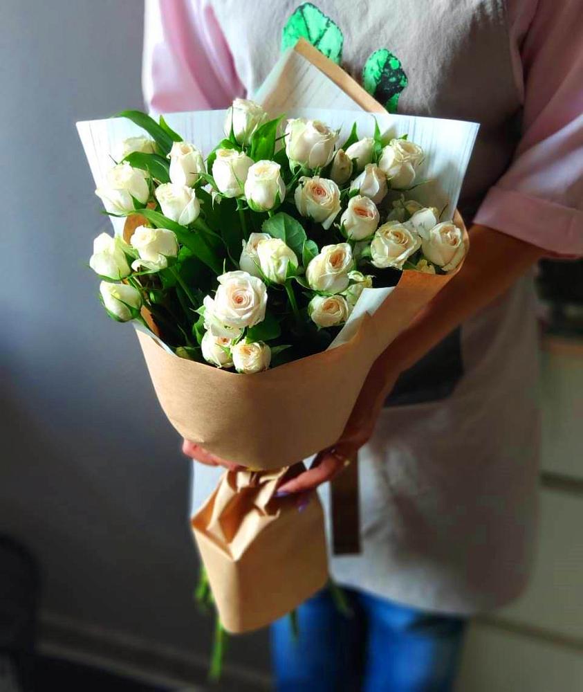 Букет цветов из: Розы в Поселок Лесхоза