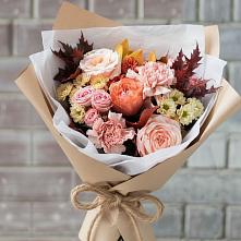 Букет цветов из:  Гвоздики, Хризантемы и Розы в Поселок Лесхоза