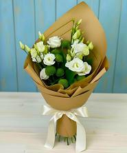 Букет цветов из:  Хризантемы и Лизиантусы в Поселок Лесхоза