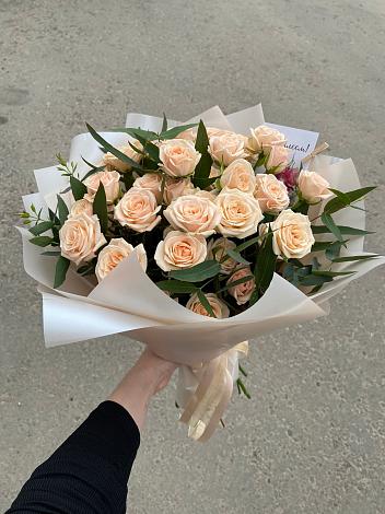 Букет Кремовые розы Латте в Поселок Лесхоза