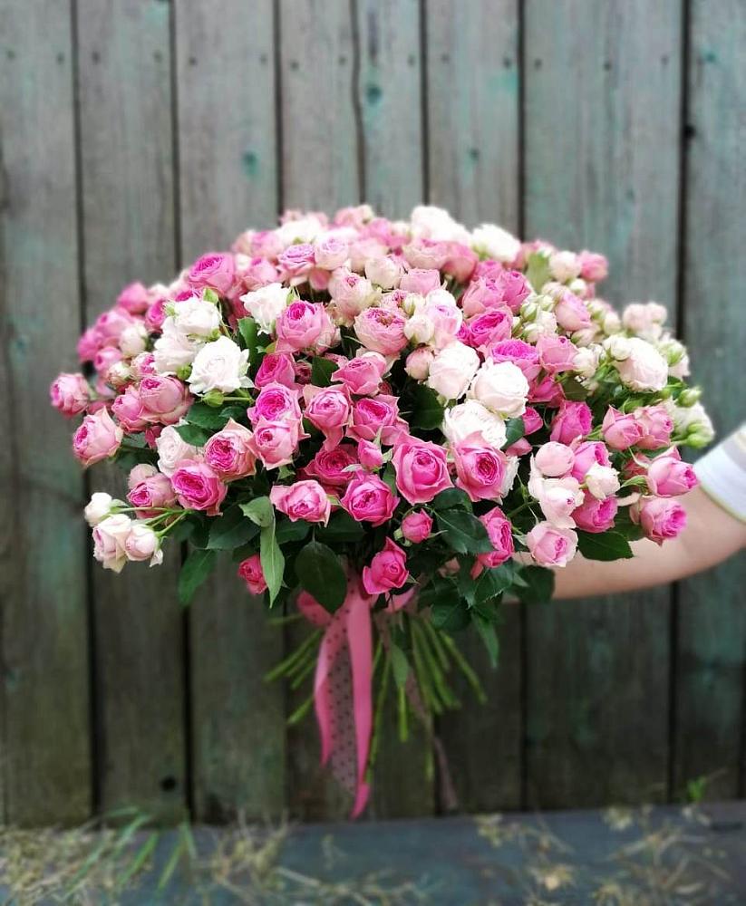 Букет Розовые кустовые розы Натали и Лав Лидия в Поселок Лесхоза