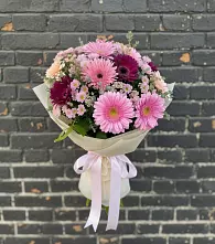 Букет цветов из:  Герберы и Хризантемы в Поселок Лесхоза
