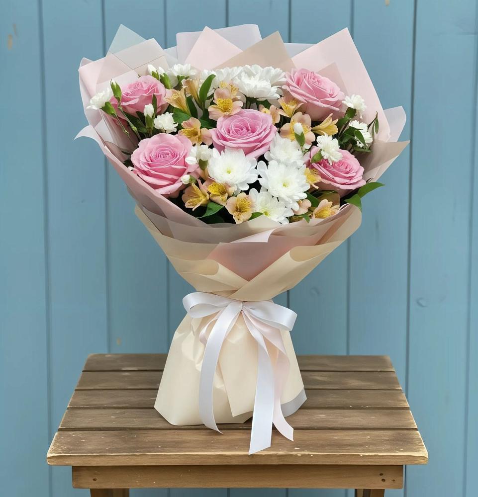 Букет цветов из: Гвоздики, Орхидеи и Розы в Поселок Лесхоза