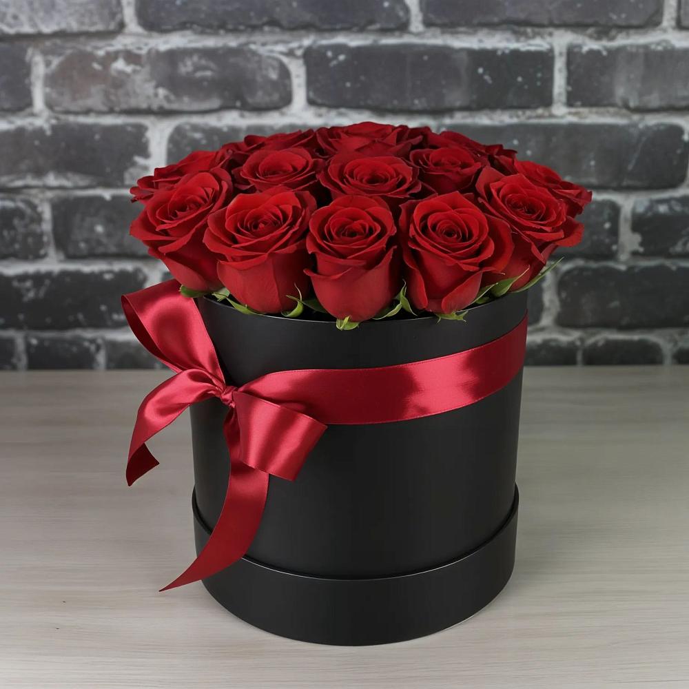 Цветочная композиция из Розы в шляпной коробке в Поселок Лесхоза