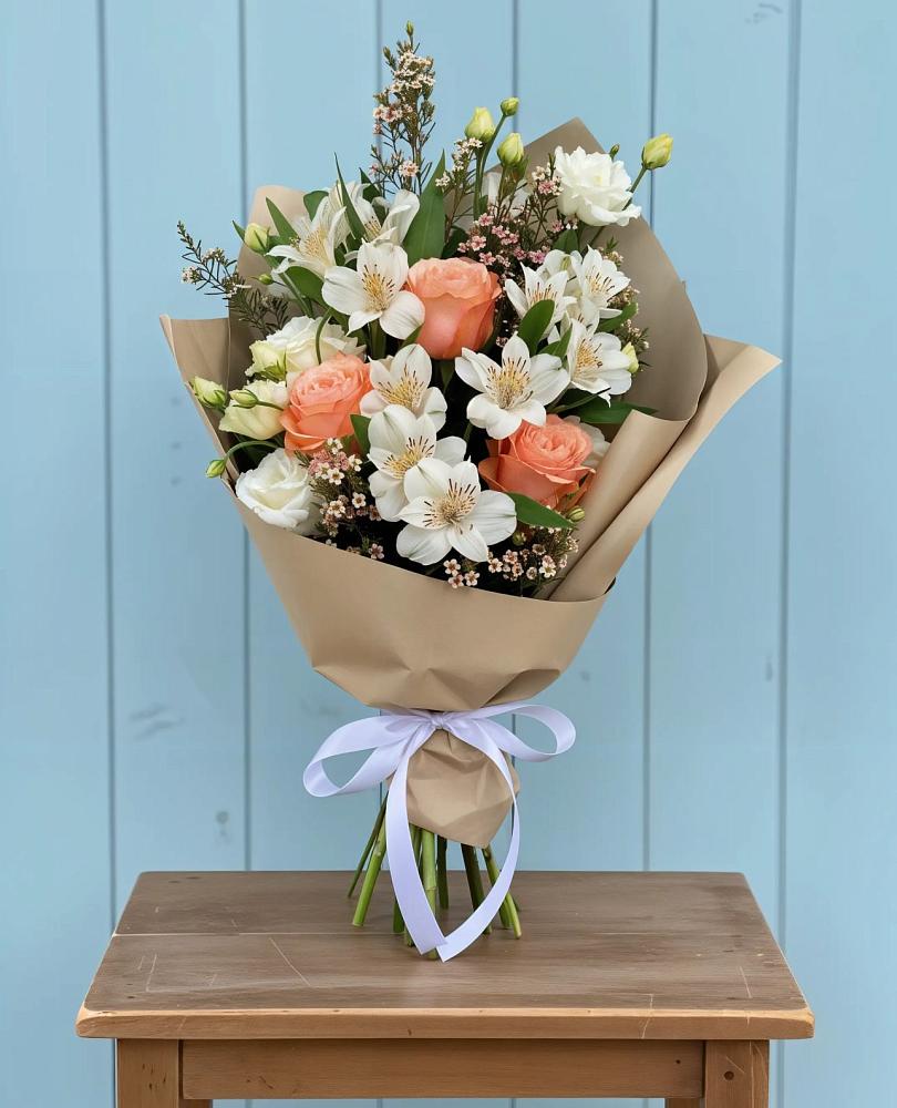 Букет цветов из: Альстромерии, Лизиантусы, Розы и Хризантемы в Поселок Лесхоза